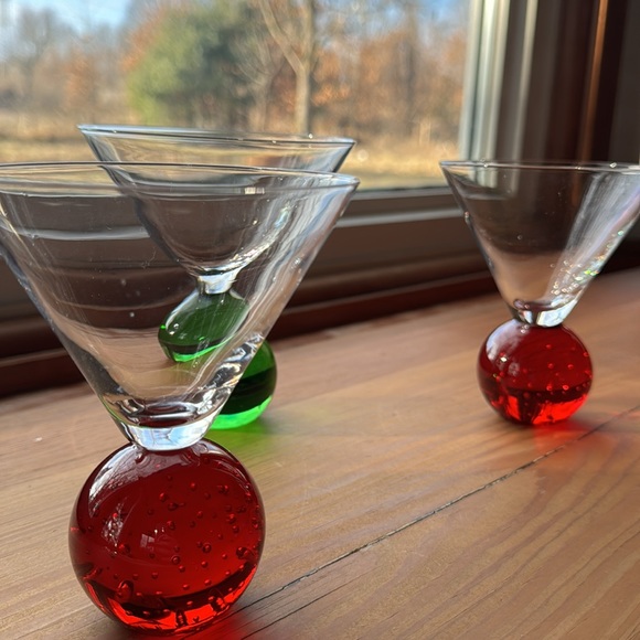 Vintage Hollywood regency Martini glasses red and green set of 4 - Picture 2 of 8